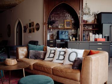 The interior of the Cave at Dunlap Hollow